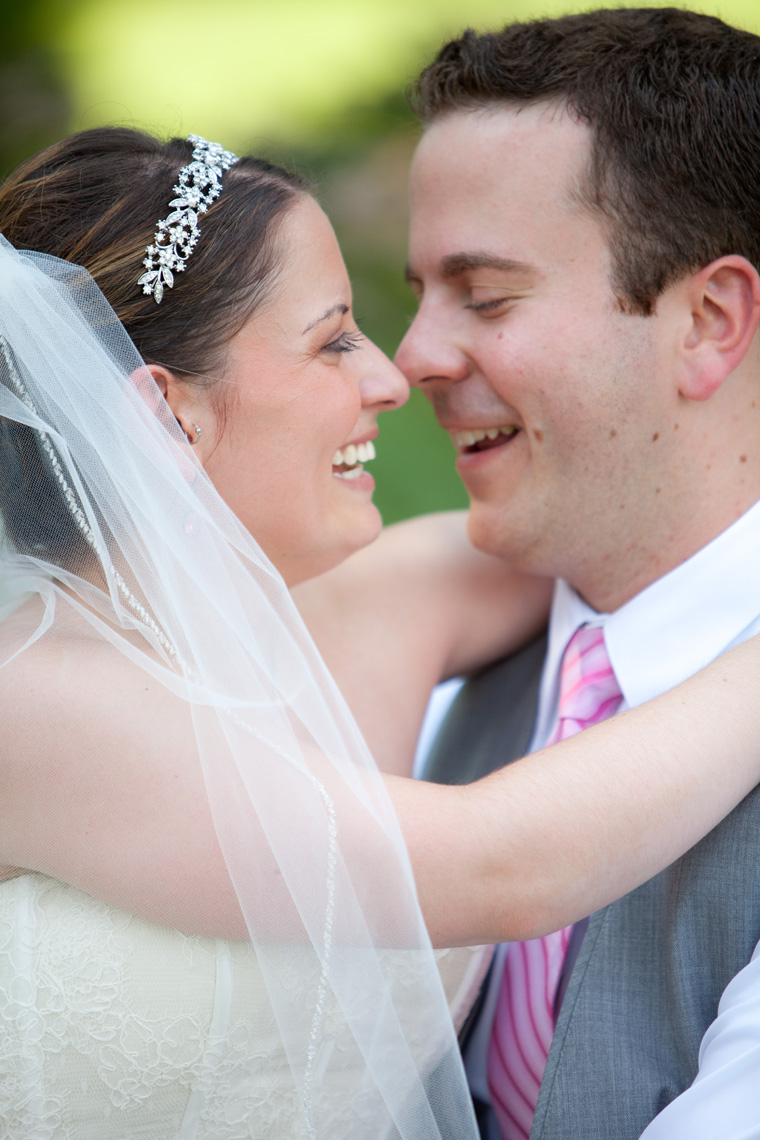 The Oaks Waterfront Inn Wedding Photos - Amanda and Bobby (41)