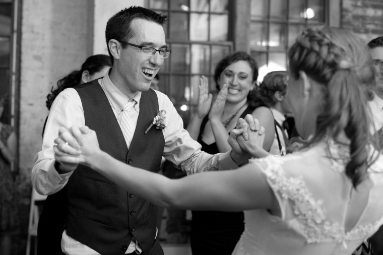 NY Fingerlakes Wedding - Zugibe Vineyard - The Cracker Factory - Laura and Tom Photos (1)