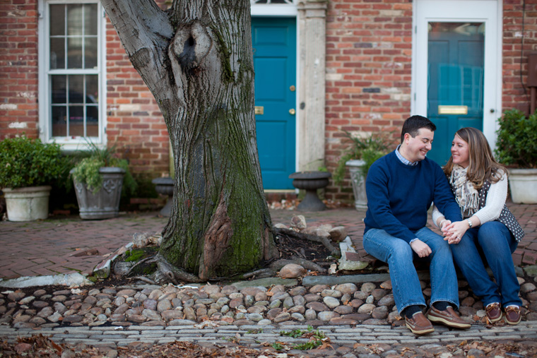 Old Town Alexandria Engagement Session Virginia Christmas Winter Engagement Session Photos by Liz and Ryan (14)