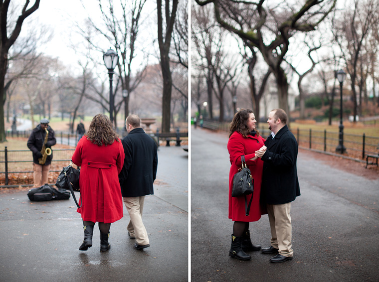 Christmas Engagement Session in NYC, New York City, NY, Rockefeller Center, Christmas Tree, Central Park, Macys, Times Square, The Rockefeller Center Christmas Tree, Christmas Market, Bethesda Fountain, The Plaza, 5th Avenue, Christmas Window Displays (32)