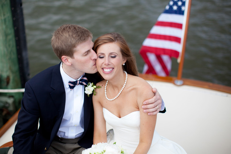 Annapolis-Yacht-Club-Wedding-Photographer-Annapolis-Wedding-Photographer-Yacht-Wedding-Photos-Maryland-Chesapeake-Bay-Wedding-Photographer (30)