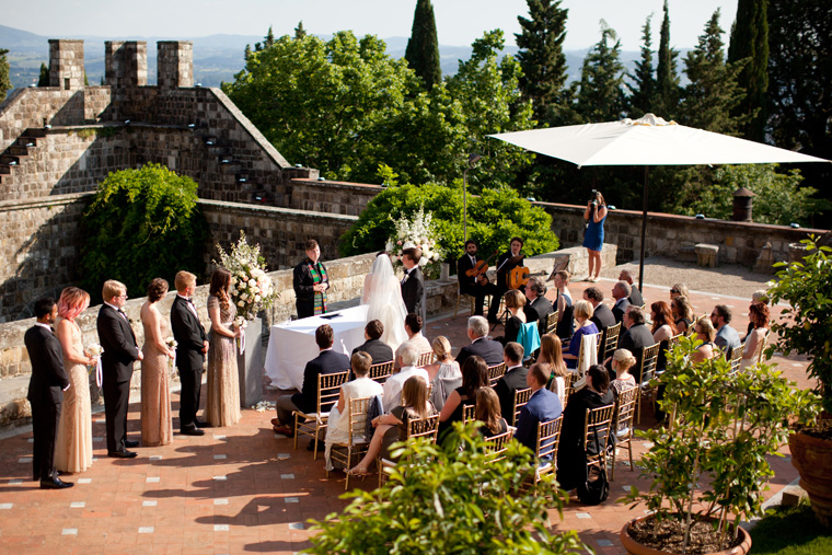 Florence Firenze Italy Wedding Photography by Liz and Ryan Destination Wedding Photography Europe Wedding and Engagement Castello di Vincigliata Fiesole Italy Wedding Photos by Liz and Ryan (36)