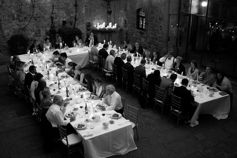 Florence Firenze Italy Wedding Photography by Liz and Ryan Destination Wedding Photography Europe Wedding and Engagement Castello di Vincigliata Fiesole Italy Wedding Photos by Liz and Ryan (9)