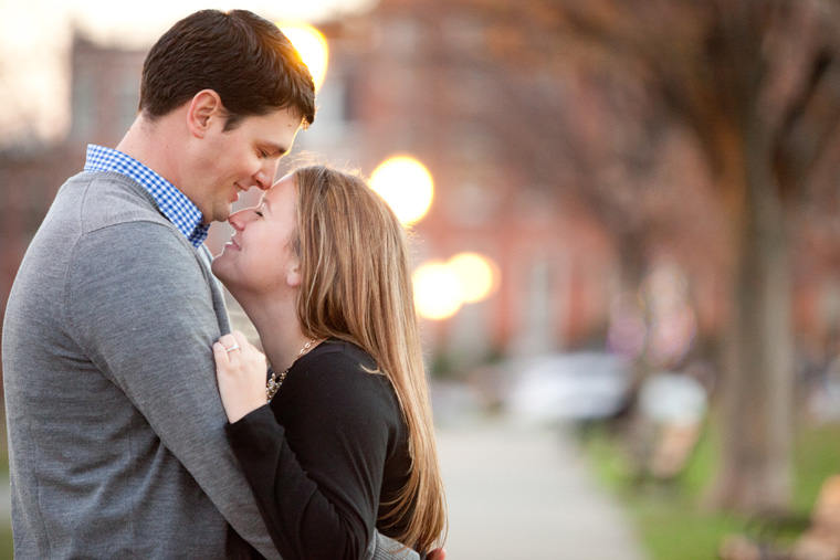 Baltimore-Maryland-Federal-Hill-Patterson-Park-Baltimore-City-Engagement-Session-Photos-by-Liz-and-Ryan (3)