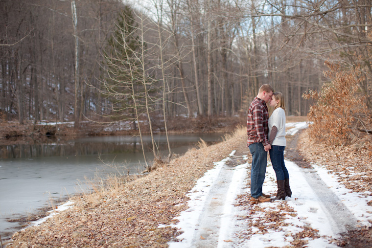 Rustic-PA-Engagement-Session-Photos-By-Liz-and-Ryan-Photo (6)
