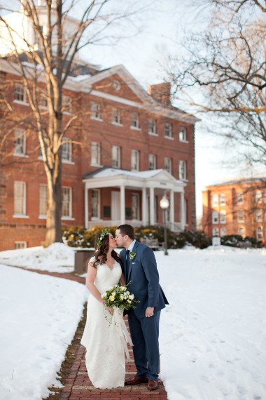 St Johns College McDowell Hall Randall Hall Annapolis Maryland Winter Wedding Snow Wedding and Engagement Photography Classic Romantic Photos by Liz and Ryan (16)