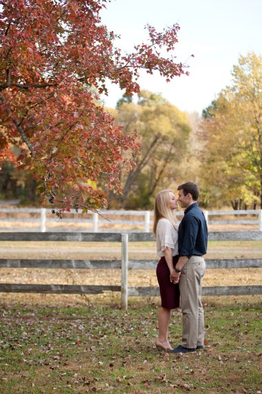 The-Winery-at-La-Grange-Engagement-Session-Wedding-and-Engagement-Photography-Northern-VA-Virginia-Photos-by-Liz-and-Ryan (13)