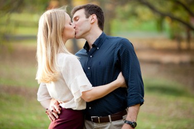 The-Winery-at-La-Grange-Engagement-Session-Wedding-and-Engagement-Photography-Northern-VA-Virginia-Photos-by-Liz-and-Ryan (7)